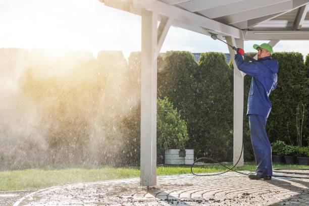 Best Pool Deck Cleaning  in Squirrel Mountain Valley, CA